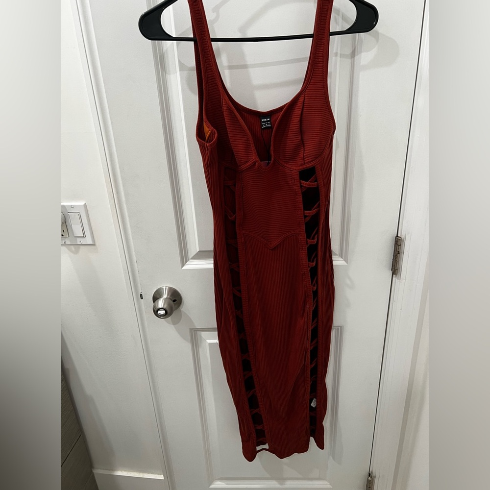 Brown dress